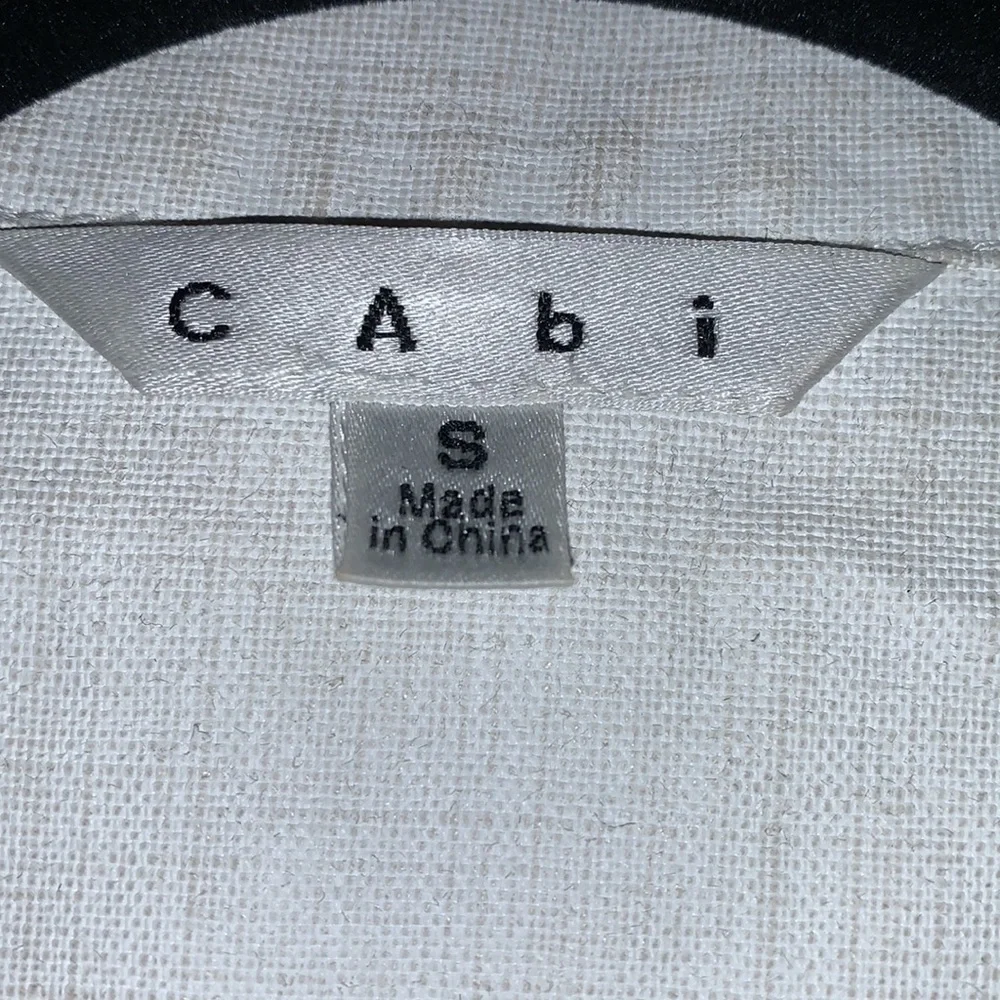 100% Linen Cabi Blazer, sz Small.